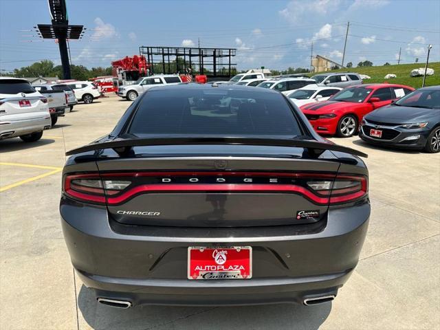 2019 dodge charger sxt