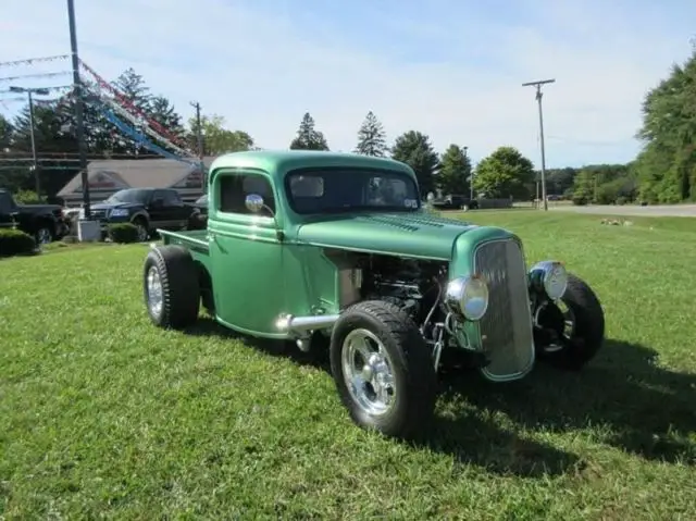 1937 ford street rod, green with 1 miles available now!
