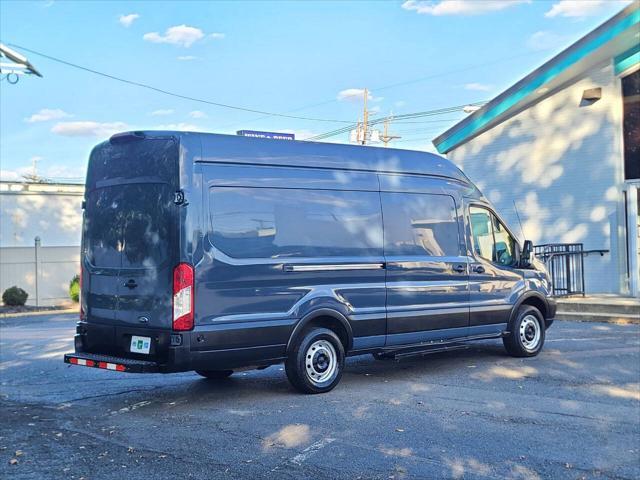 2019 ford transit-250 base