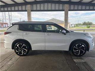 2022 Mitsubishi Outlander sel