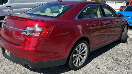 2018 Ford Taurus
