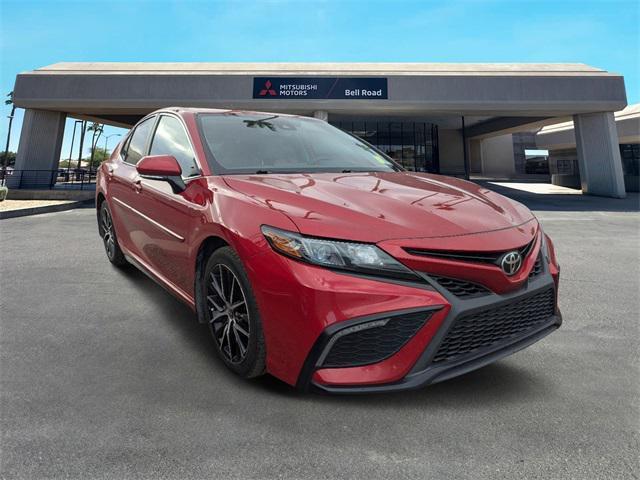 2022 toyota camry se