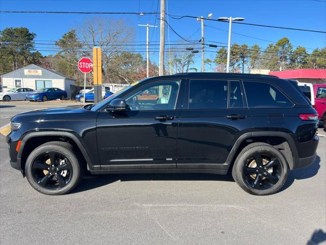 2024 jeep grand cherokee altitude
