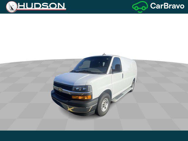 2022 chevrolet express 2500 rwd 2500 regular wheelbase wt
