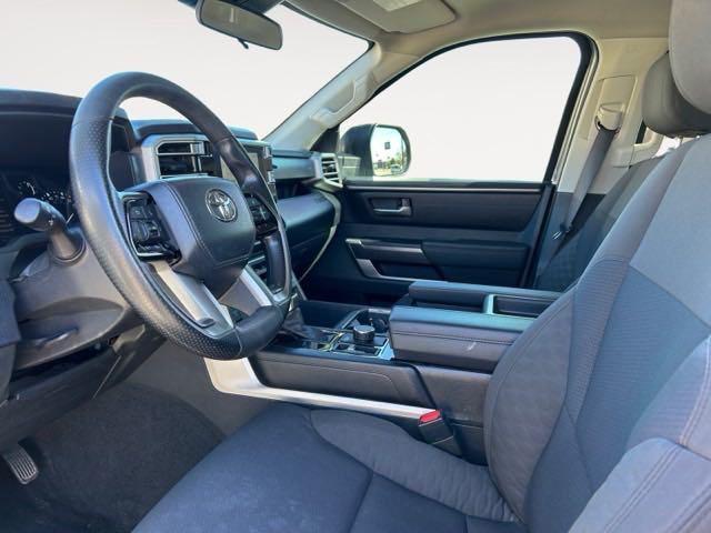 2023 toyota tundra sr5