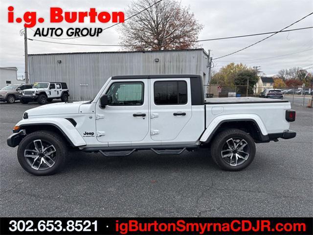 2021 jeep gladiator sport s