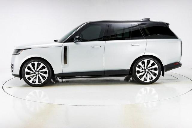 2024 land rover range rover p615 sv