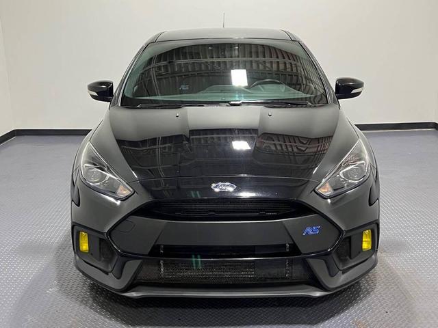 2017 ford focus rs base