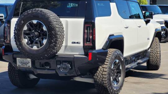 2024 GMC Hummer EV