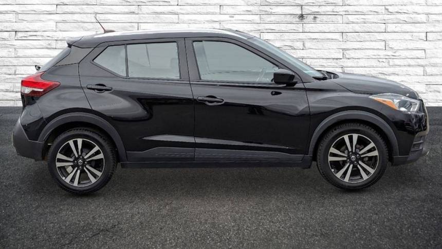 2020 nissan kicks sv