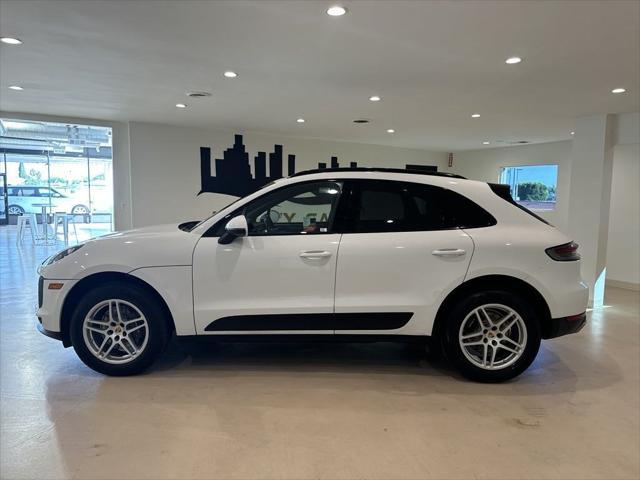 2021 porsche macan base