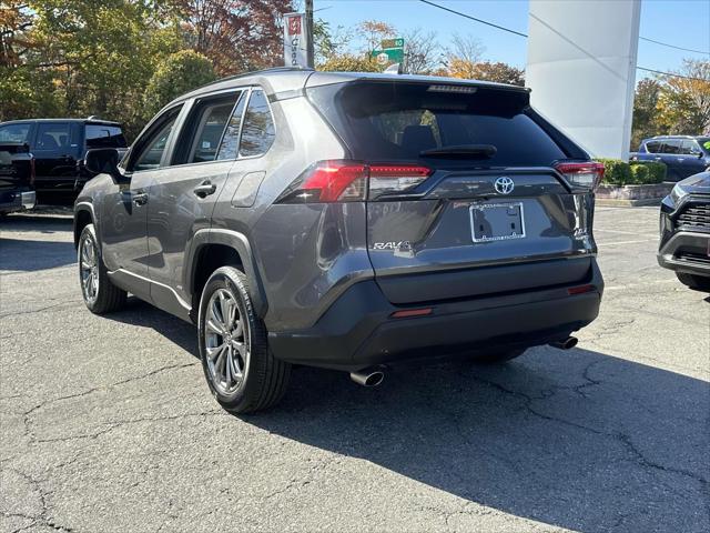 2022 toyota rav4 hybrid xle premium
