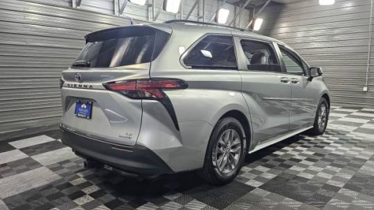 2022 Toyota Sienna