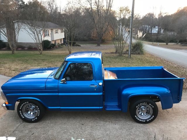 1972 ford f-100 shortbed step side pickup truck