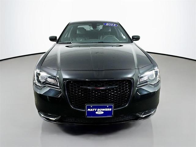 2023 chrysler 300 s