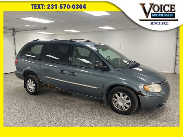 2006 chrysler town & country touring