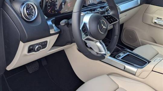 2025 Mercedes-Benz GLB