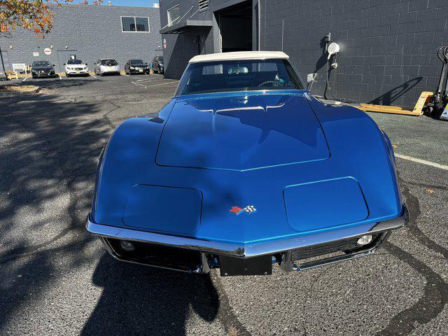 1969 chevrolet corvette base