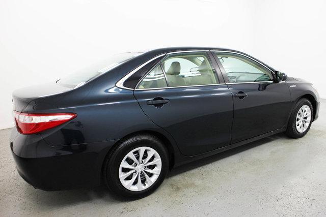 2016 toyota camry hybrid le