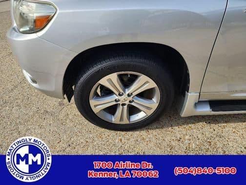2008 toyota highlander in northwoods, illinois