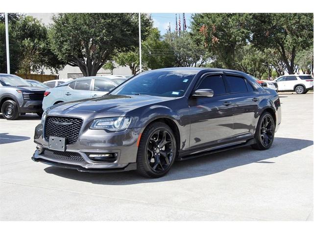 2021 chrysler 300 touring