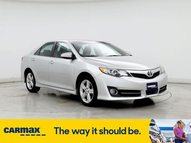 2014 toyota camry se
