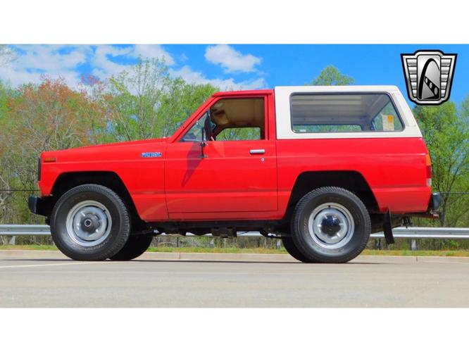 1982 nissan patrol in o'fallon, illinois
