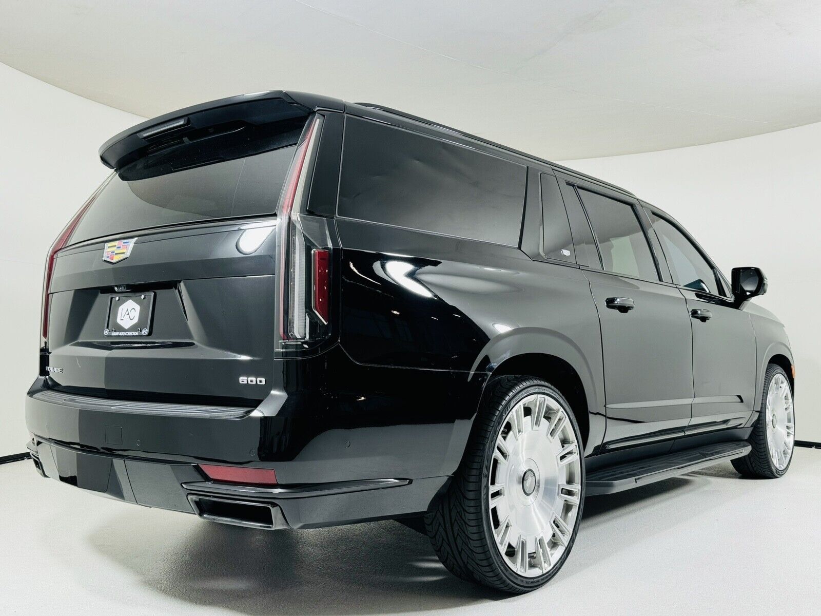2022 cadillac escalade sport platinum / super cruise / 26 ag lux wheels