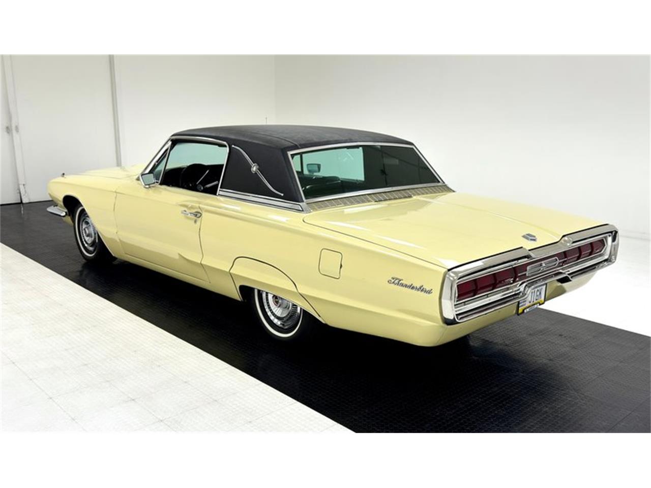 1966 ford thunderbird