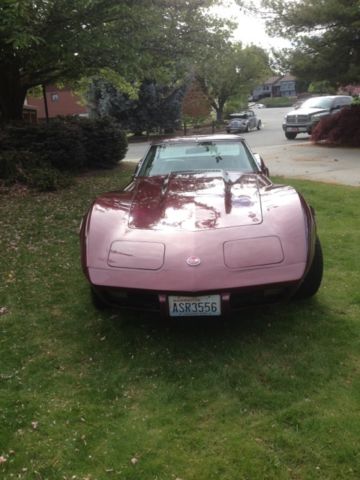 1975 corvette stingray -- low miles potential show car