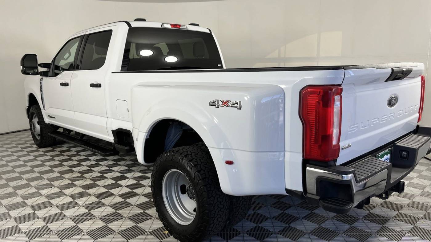 2023 ford f-350 super duty xl