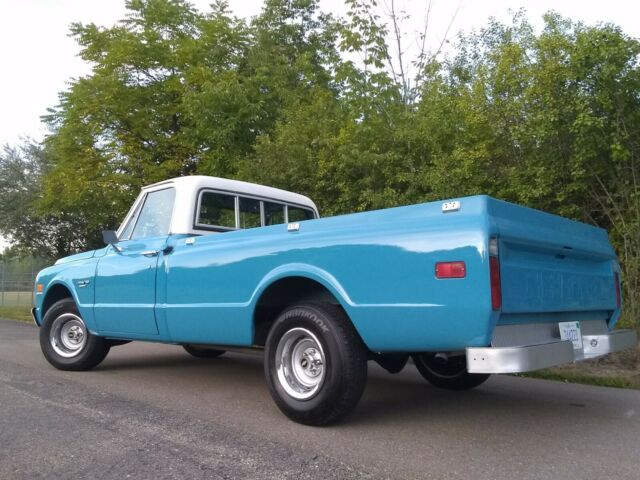 1971 chevrolet truck c10, long bed, 2 tone, 350, auto, fact. a/c, no rust ever!