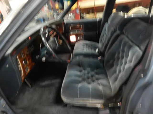 1988 cadillac fleetwood brougham t1249153