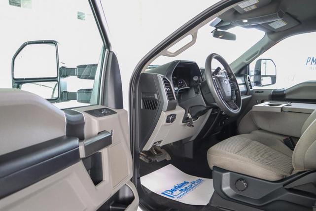 2020 ford f-350 xlt