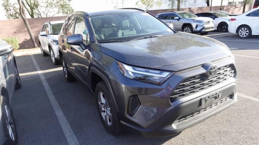 2023 toyota rav4 xle