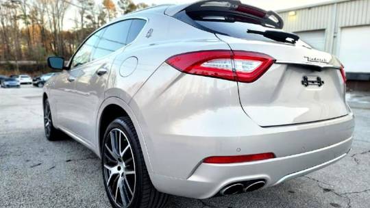 2017 maserati levante s