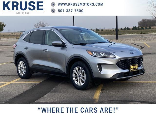 2021 ford escape se