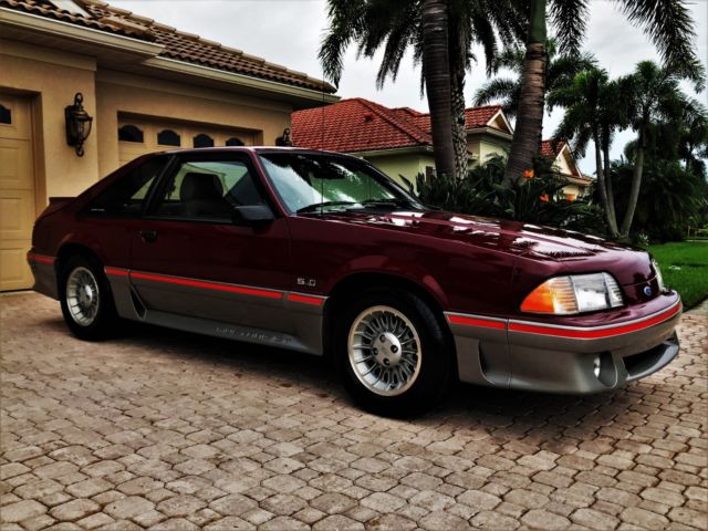 1988 ford mustang gt 5.0 foxbody collector car!