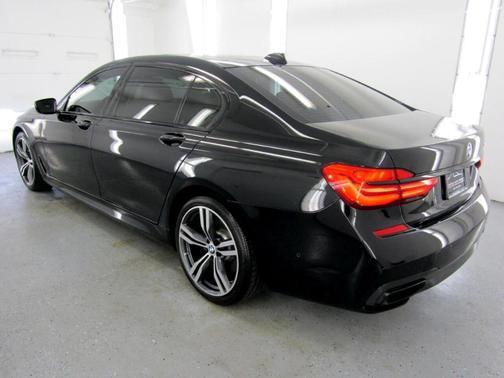 2016 bmw 740 in saint louis, missouri