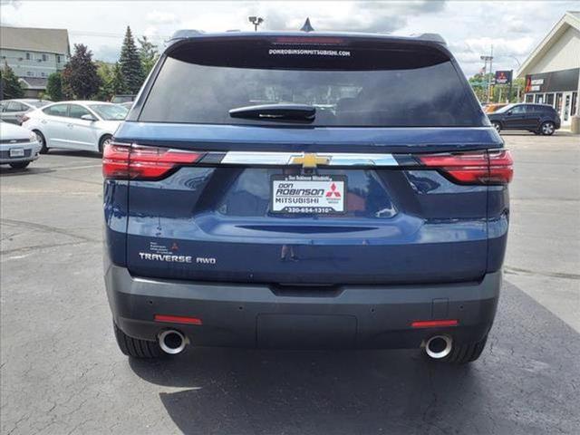 2022 chevrolet traverse ls