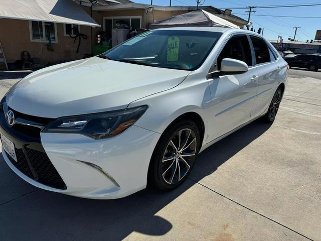 2017 toyota camry xse