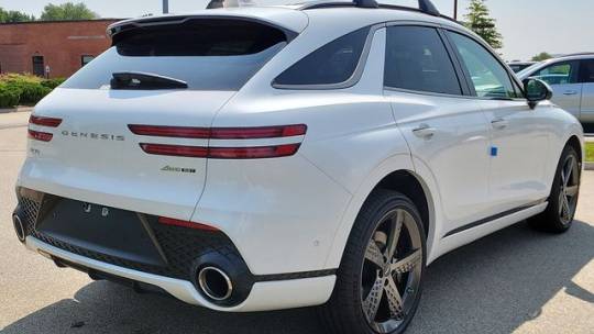 2025 Genesis GV70
