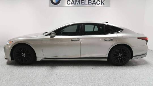 2022 Lexus LS