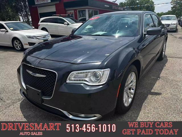 2018 chrysler 300 touring
