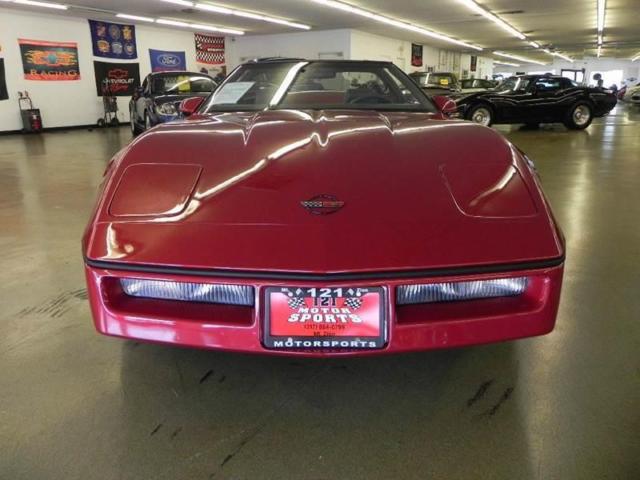 1986 chevrolet corvette 2dr hatchback 91199 miles dark red metallic hatchback 5