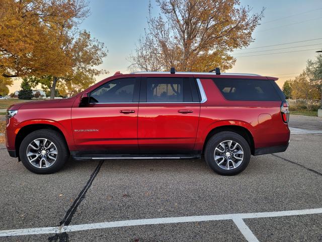 2023 chevrolet suburban lt