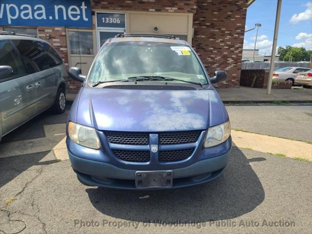 2002 dodge caravan se