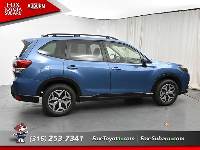 2023 subaru forester premium
