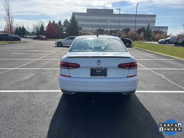 2022 volkswagen passat 2.0t r-line