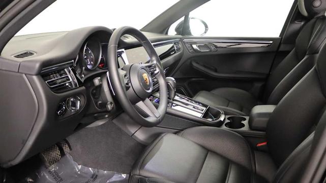 2024 porsche macan